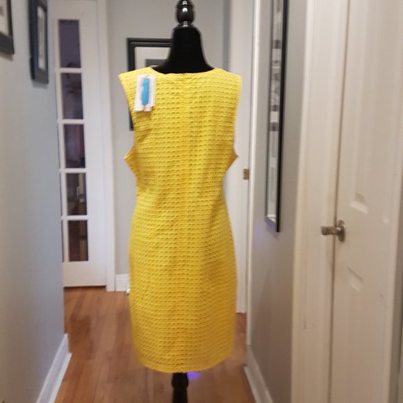 ALFRED SUNG YELLOW EYELET SUMMER SHIFT DRESS SIZE 12/14. - Picture 2 of 8